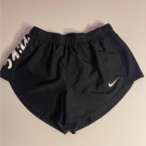 Nike Women's Dri-FIT Tempo Race Running Shorts Medium